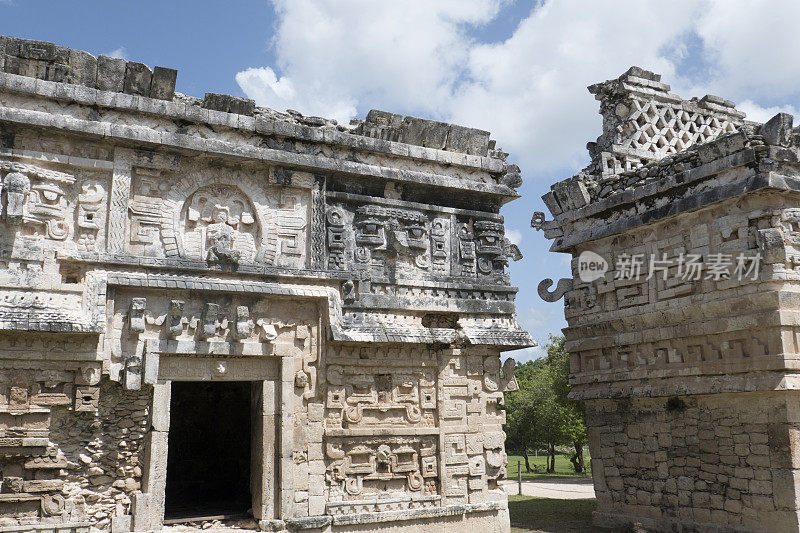 修女- Chichen Itza